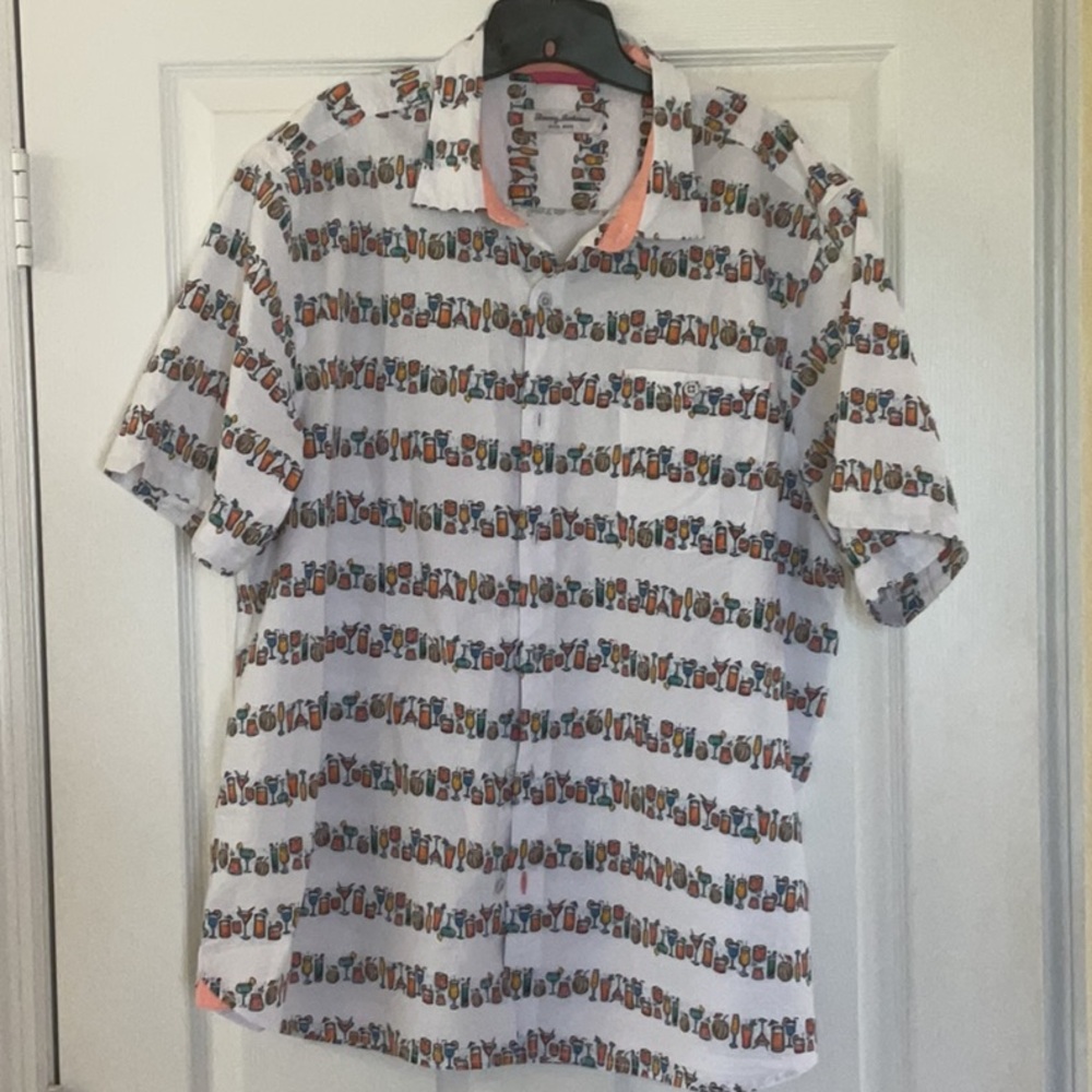 Tommy Bahama Nova Wave Short-Sleeve Shirt in XL